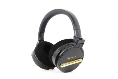 Crosszone zaprezentował nowe zamknięte, wokółuczne słuchawki dynamiczne