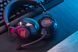 Zestaw słuchawkowy do gier JBL Quantum 610 Wireless 