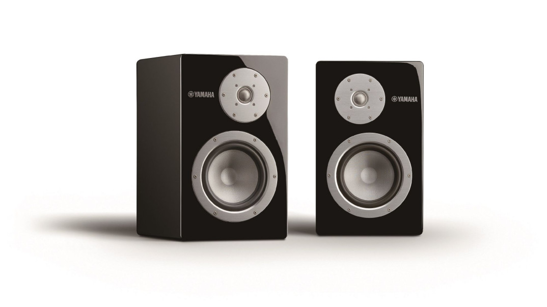 Nowe kolumny podstawkowe Yamaha SPS-3000
