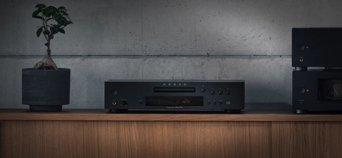 Odtwarzacz CD Onkyo C-30 - przetwornik 24-bit/192 kHz i technologia redukcji szumów VLSC
