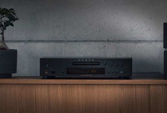 Odtwarzacz CD Onkyo C-30 - przetwornik 24-bit/192 kHz i technologia redukcji szumów VLSC