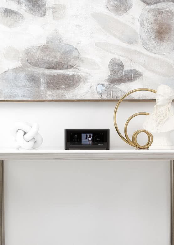 NAD M10: wzmacniacz strumieniowy BluOS z serii Masters 