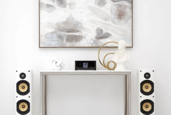 NAD M10: wzmacniacz strumieniowy BluOS z serii Masters 