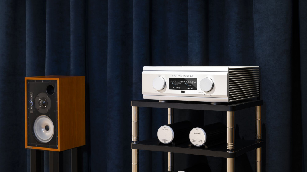 Nowości Musical Fidelity - wzmacniacz Nu-Vista 600.2 i gramofon M6x TT 