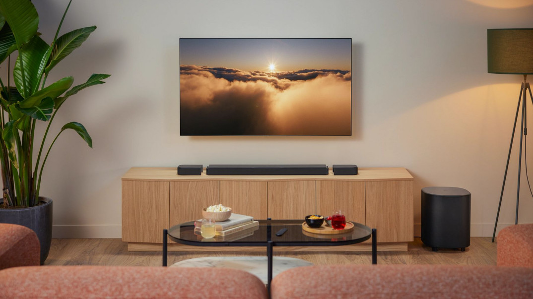 JBL Bar 800 MK II, czyli złap i idź. System soundbar z odłączanymi głośnikami