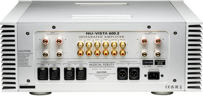 Musical Fidelity Nu-Vista 600.2 - tylna ścianka
