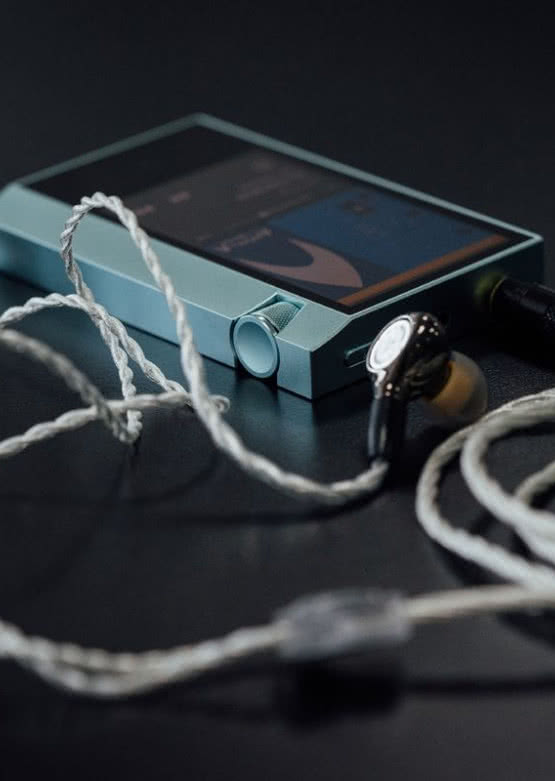 Astell&Kern AK70 + AK T8iE MKII