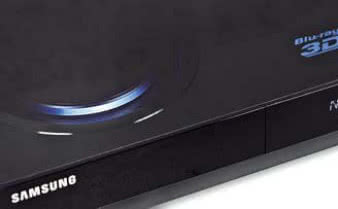 Górna płyta w miejscu montażu mechanizmu
jest półprzeźroczysta i podświetlona na
niebiesko (światło można wyłączyć).