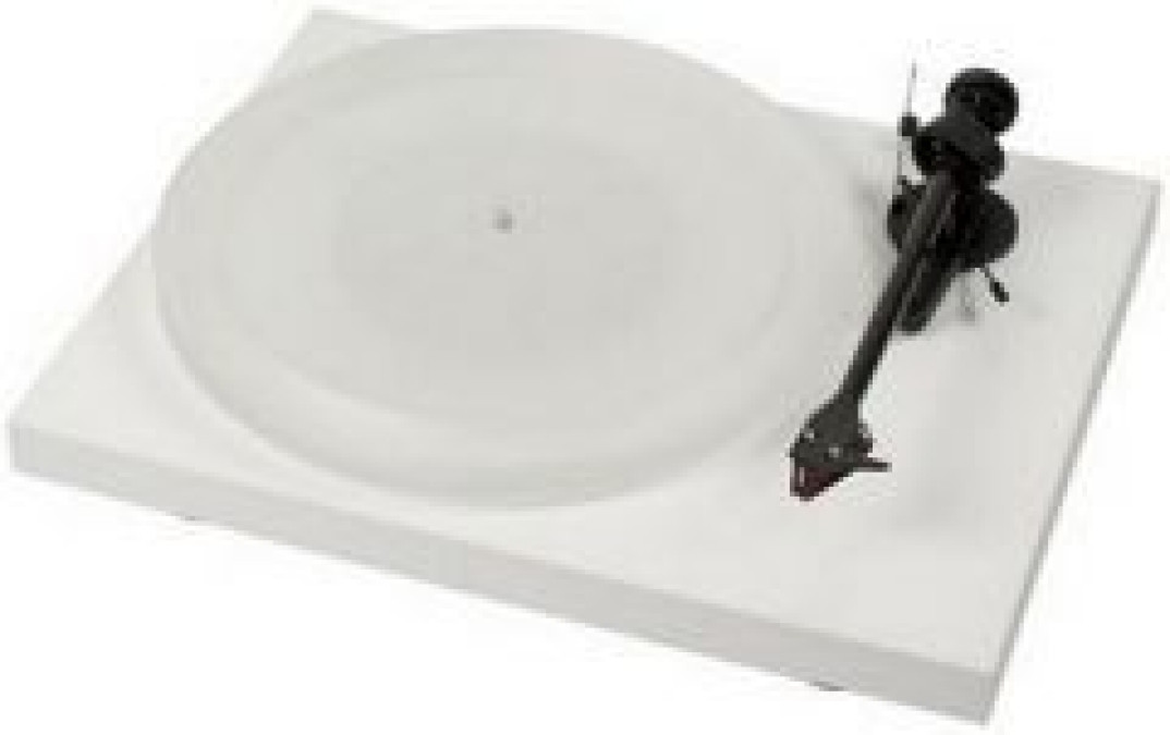 Pro-Ject Debut Carbon Esprit - premiera w salonie Q21