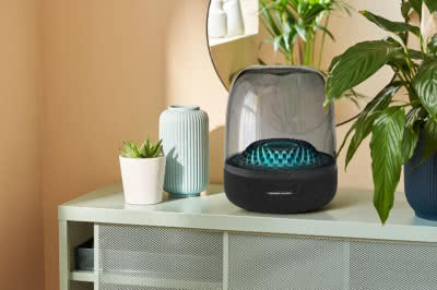 Harman Kardon Aura Studio 4 - głośnik bezprzewodowy z efektami świetlnymi i głębokim basem