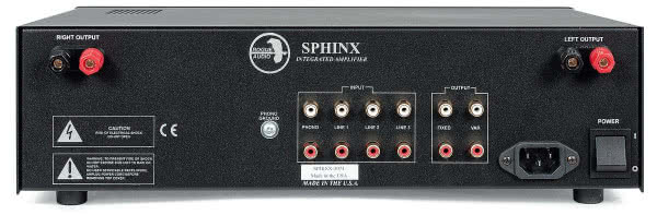 Trzy wejścia liniowe i jedno gramofonowe – Sphinx 3 to konstrukcja skomplikowana i ambitna, ale czysto analogowa.