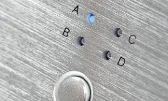 Wskaźnik zastosowanego fi ltra cyfrowego - cecha
już bardziej zaawansowanych przetworników.