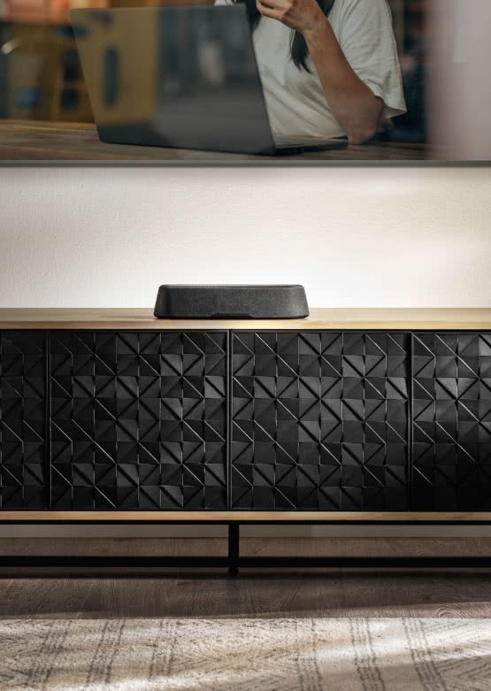 Polk Audio prezentuje kompaktowy soundbar MagniFi Mini AX z Dolby Atmos i dźwiękiem przestrzennym DTS:X