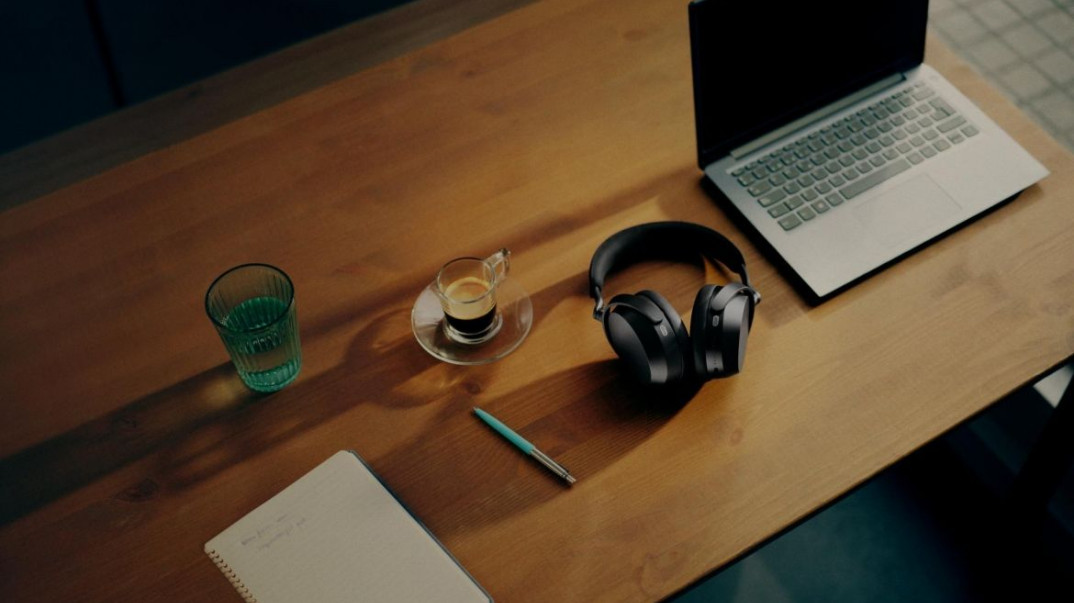 5. generacja Sennheiser Momentum - dużo mikrofonów, długi czas pracy i wiele ulepszeń