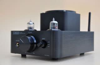 Wzmacniacz hybrydowy TAGA Harmony HTA-700Bv2