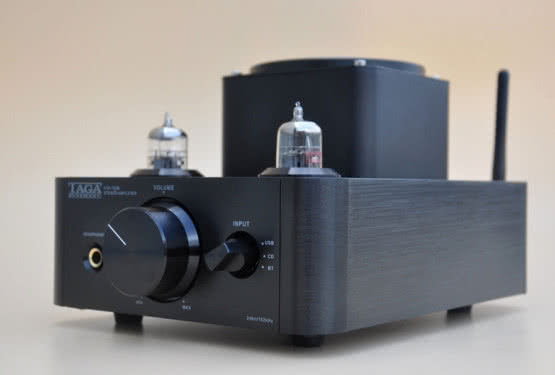 Wzmacniacz hybrydowy TAGA Harmony HTA-700Bv2
