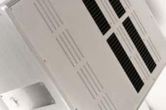 Do pojedynczych, zakończonych
motylkami zacisków głośnikowych
najlepiej pasują solidne widły.