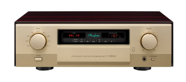 Accuphase C-2900 - front
