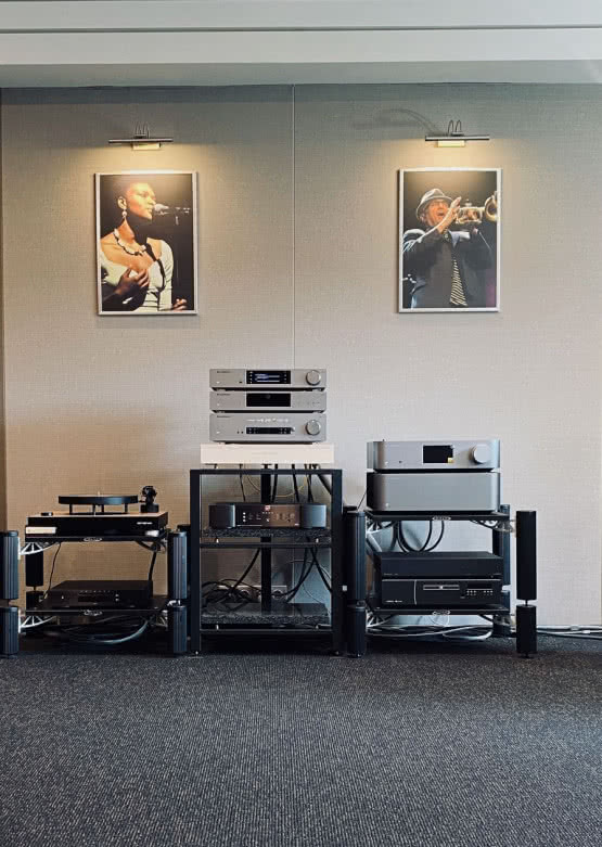 Q21 poleca: elektronika Cambridge Audio z serii CX i kolumny System Audio Saxo 60