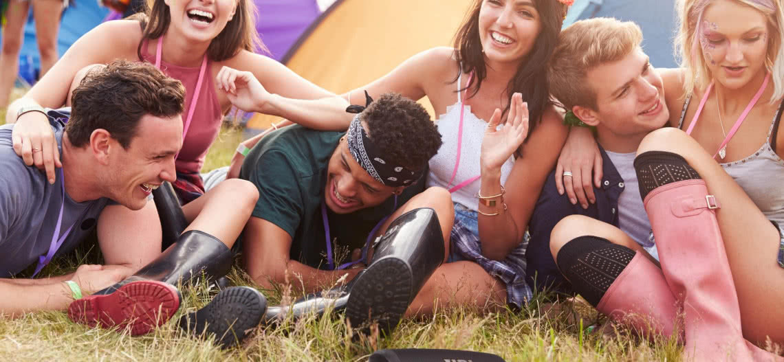 JBL w wersji limitowanej: głośnik przenośny Charge 5 Tomorrowland