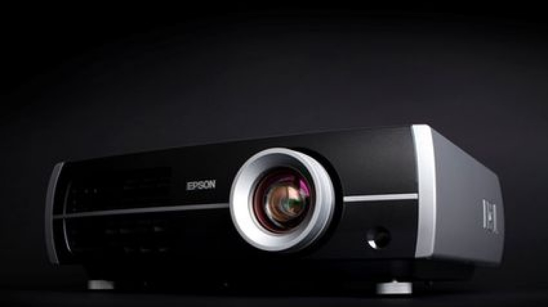 Nowy projektor Epson EH-TW5000