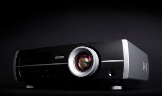 Nowy projektor Epson EH-TW5000