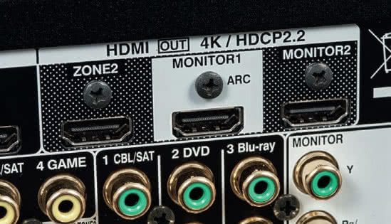 Sygnały 4K to dzisiaj podstawa, także w zdalnej strefi e, którą obsługuje dedykowane wyjście HDMI.