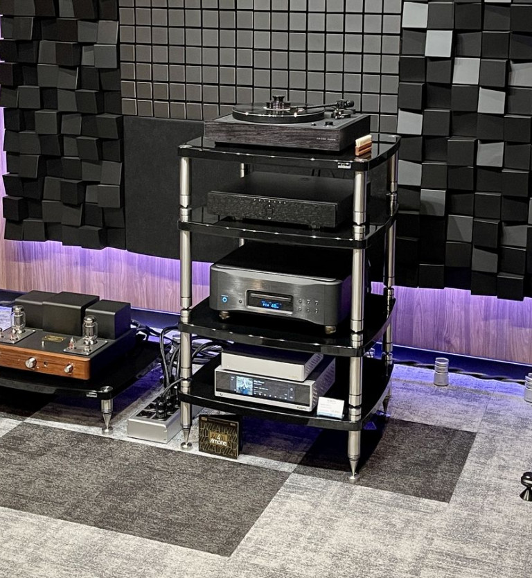 Salon Audio-Mix zaprasza na prezentację kolumn Esprit Audio AMELIA