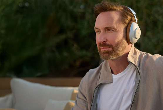 Słuchawki Loewe leo - tłumaczenie w czasie rzeczywistym i 65 godzin pracy