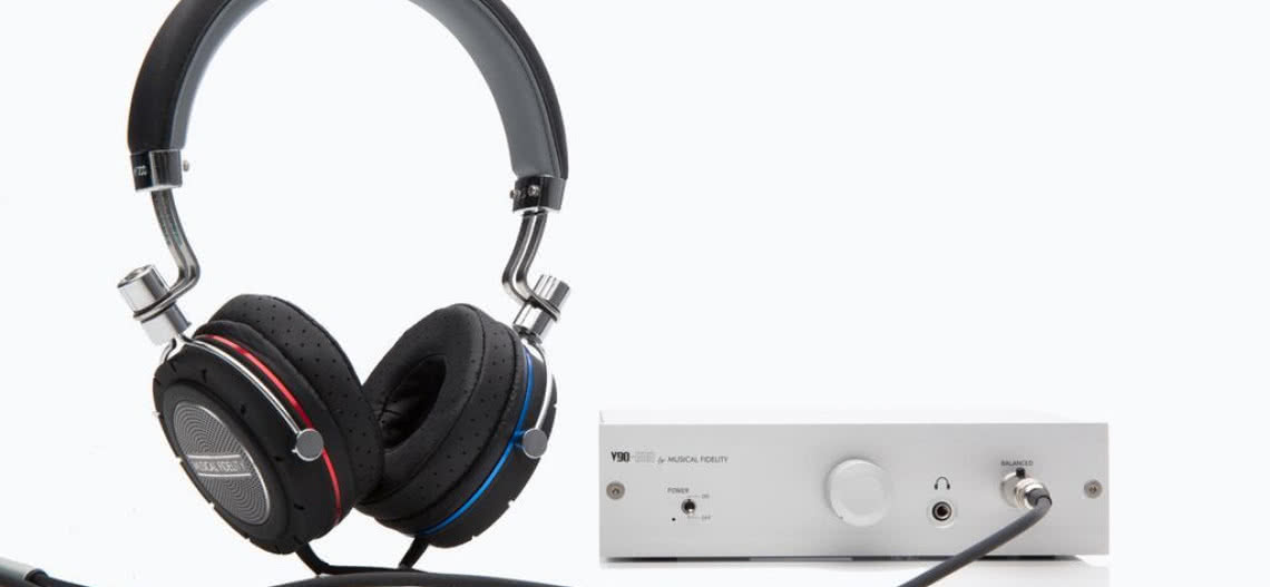 Musical Fidelity V90 BHA + MF200B