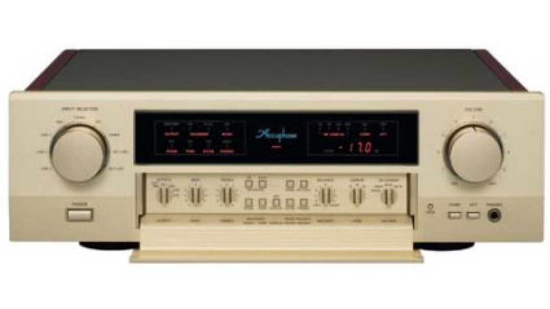 Accuphase C-2420