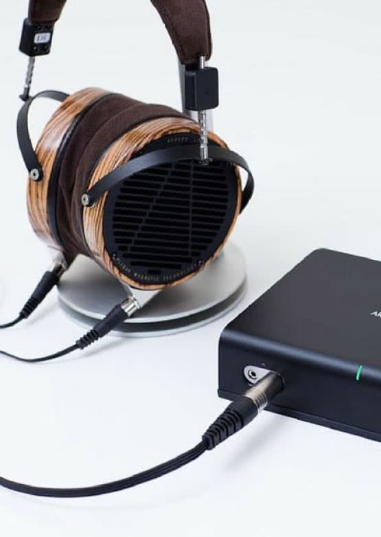 Odsłuchy wzmacniacza Arcam rHead w salonie HiFiStation