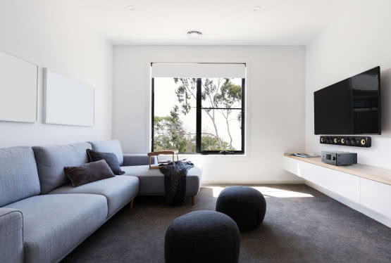 Amplituner kina domowego NAD T 758 V3i