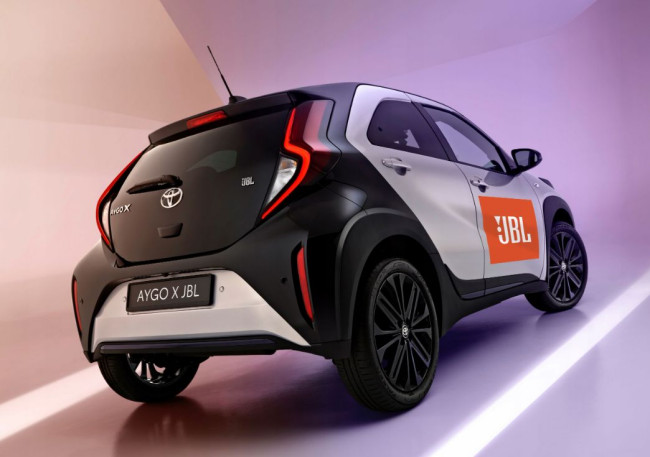 Toyota Aygo X JBL