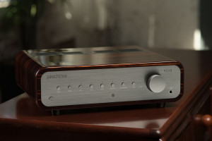 Peachtree Audio adaptuje platformę BluOS