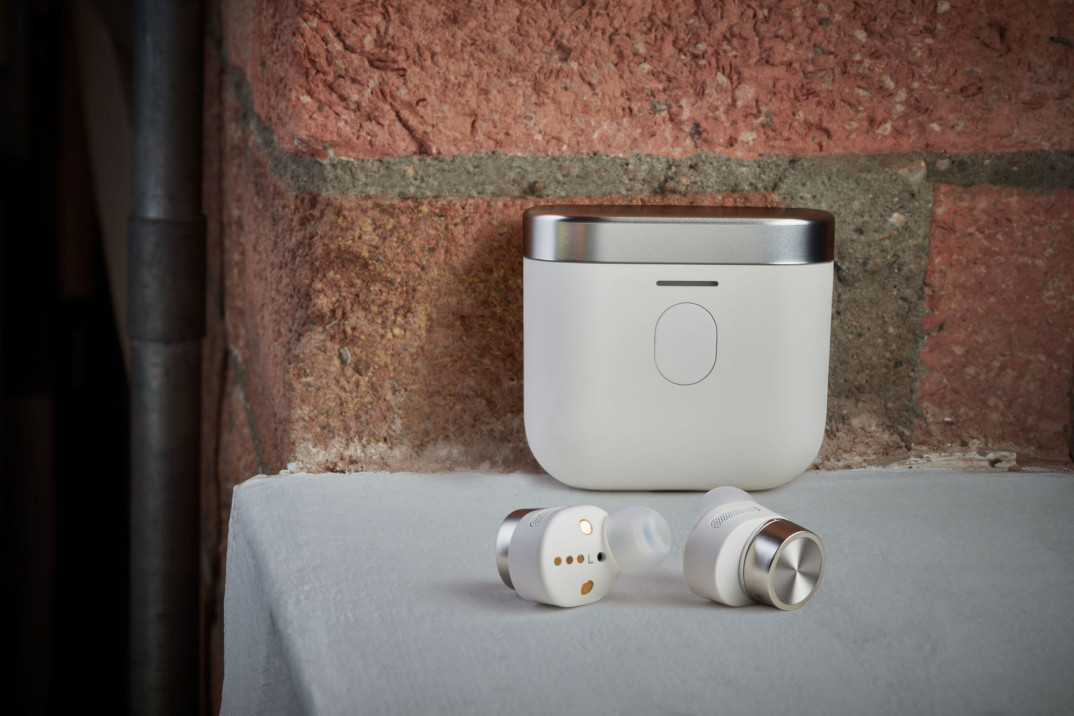 Najnowsza odsłona słuchawek True Wireless Bowers &amp; Wilkins - Pi7 S2 i Pi5 S2