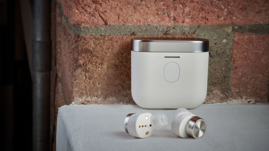 Najnowsza odsłona słuchawek True Wireless Bowers &amp; Wilkins - Pi7 S2 i Pi5 S2