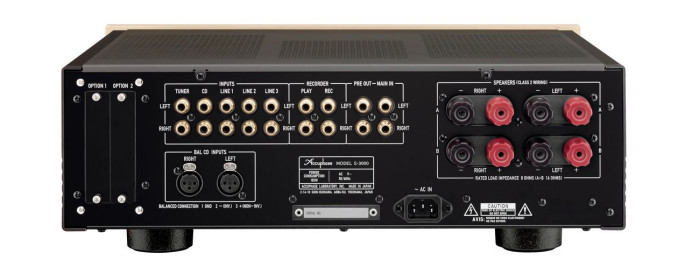 Accuphase E-3000 - tylna ścianka