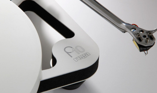 Gramofony Rega Planar 6, 8 i 10 teraz w białym wykończeniu