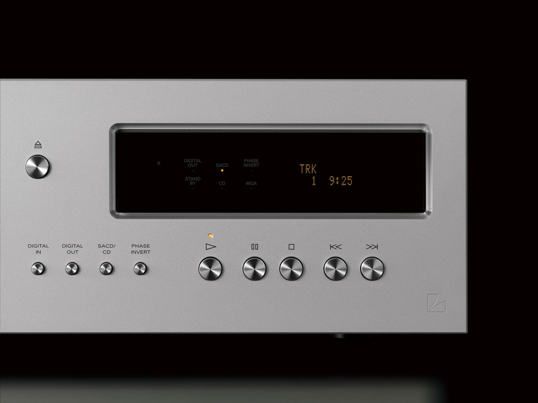 Nowy odtwarzacz CD Luxman D-10X