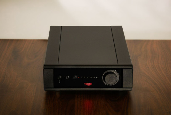 Kultowy wzmacniacz Regi - Brio MK7 - w nowej odsłonie