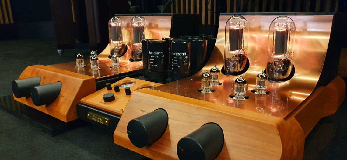 Odsłuchy wzmacniacza Unison Research Absolute 845 w salonie audioplaza.pl w Poznaniu