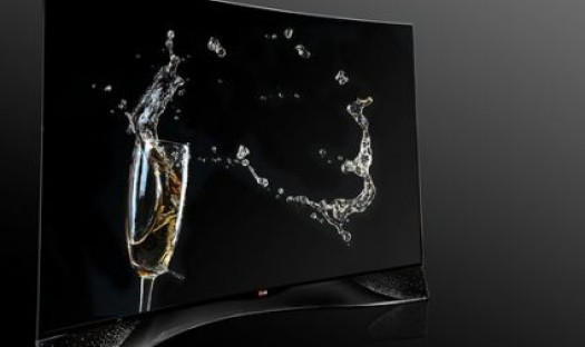 TV LG zdobiony kryształami Swarovskiego