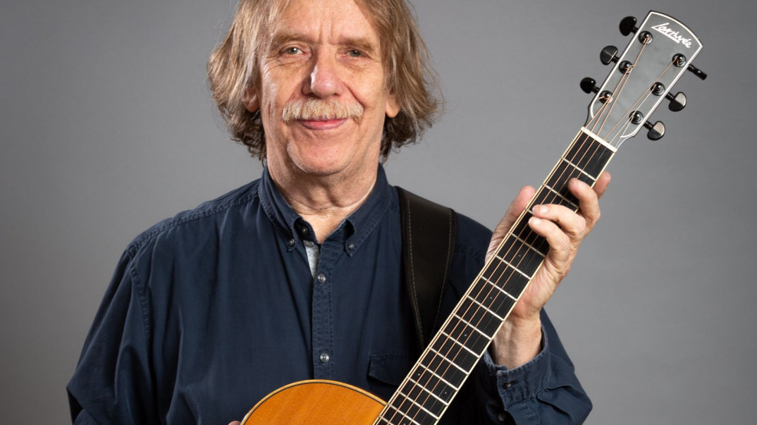 "Máma ni na krk dala klíč" - nowa płyta Jaromira Nohavicy 