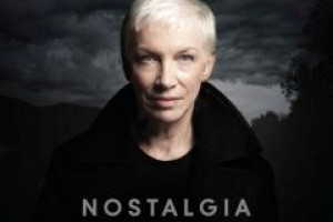 "Nostalgia" - Annie Lennox nagrywa przeboje lat 30. i 40.