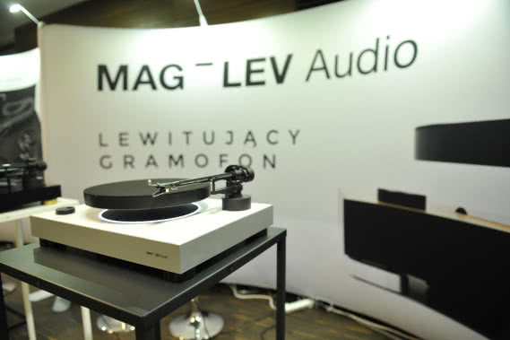 Lewitujący gramofon MAG-LEV