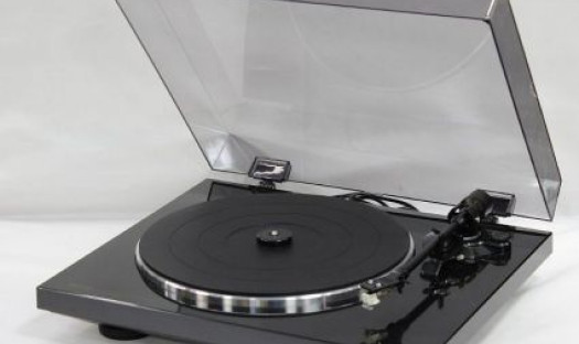 Gramofon Denon DP-300F w specjalnej cenie w salonie Q21