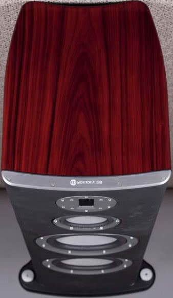 Kształt obudowy PL300 jest opływowy, skrzynkę
wykonano z giętego mdf-u; niekonwencjonalne
jest zwłaszcza wklęśnięcie tylnej ścianki.