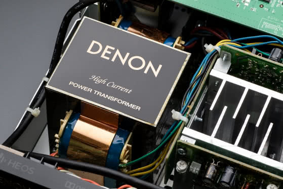 Denon AVR-X3600H - wnętrze