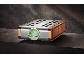 Dan D'Agostino Momentum Z - nowe technologie we wzmacniaczu na 15-lecie